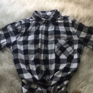 Polly & Esther Tops - 3/$20 Black and White Buffalo Check Button Down M Polly & Esther Tops - 3/$20 Black and White Buffalo Check Button Down M